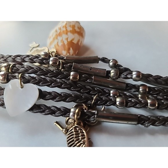 Braided Faux Leather Shell And Bird Charm Bracelet, Magnetic Closure - Picture 9 of 10